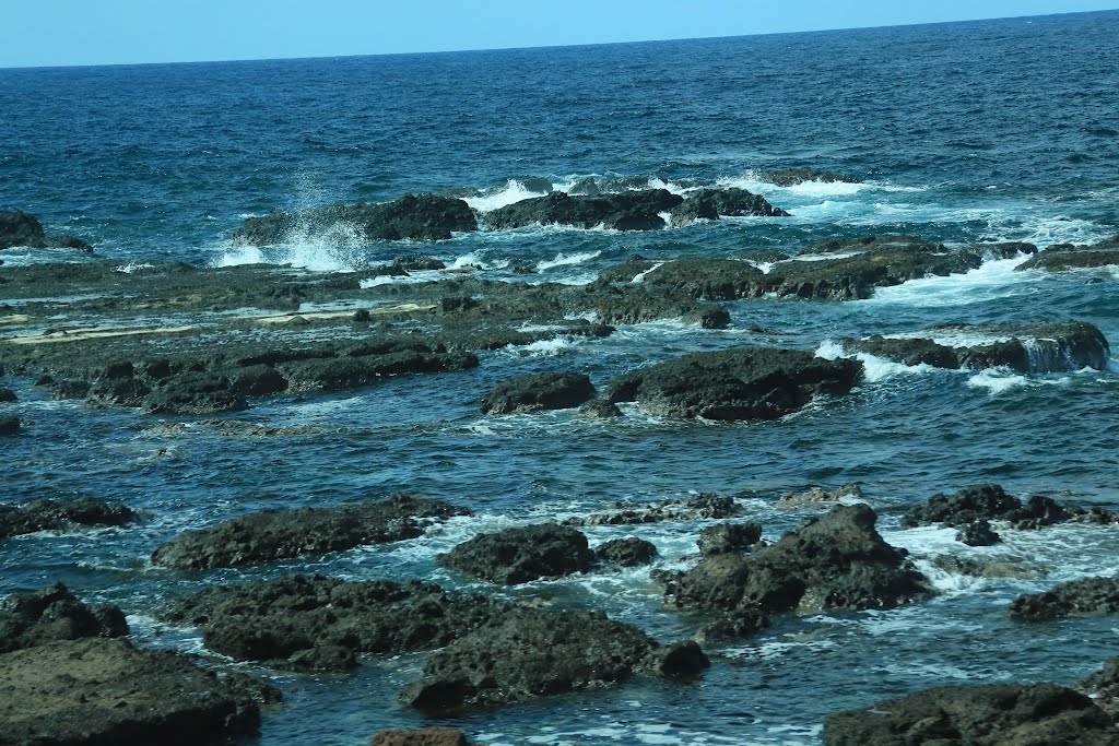 Monzenmachi Akakami, Wajima, Ishikawa Prefecture 927-2345, Japan by Yuichi Azuma