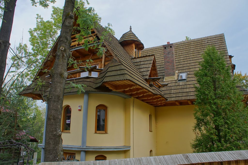 Zakopane, Poland by Konrad Wąsik