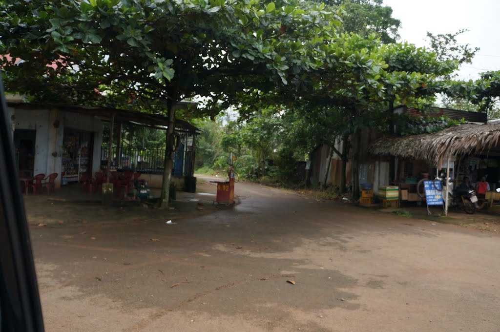 Thống Nhất District, Dong Nai, Vietnam by waterstreet