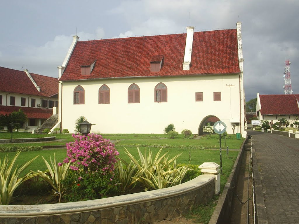 Lodge port rotterdam - makassar by Rudi Winarso