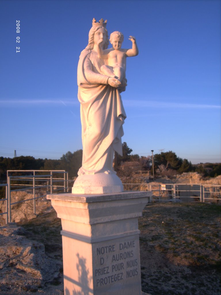 Notre Dame d'Aurons by Jackie Gomez-Blasco