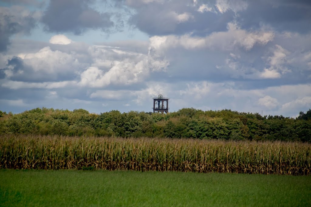 Förderturm - ulk by Rick Lierhaus