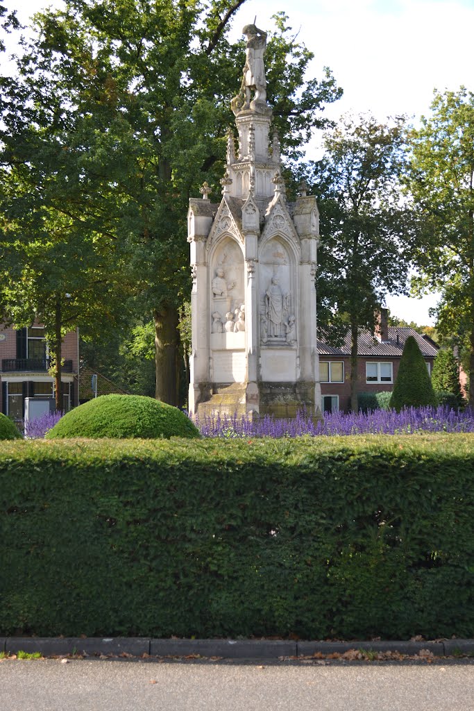 Standbeeld Hoofdstraat by timoo(