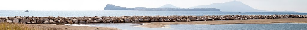 Ischia e Procida da Monte di Procida by Pietro Ricciardi