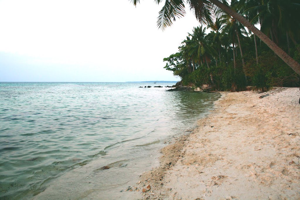 Lonely Beach Ujung Gelam Karimunjawa - Wherysusanto by Wignyo Hery Susanto