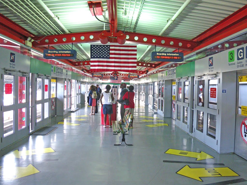 Chicago O'Hare Airport by Daizo Esaki