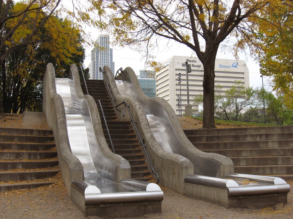 Downtown Omaha -- Slides at Gene Leahy Mall -- Notice FNB Tower in background by jiminomaha1