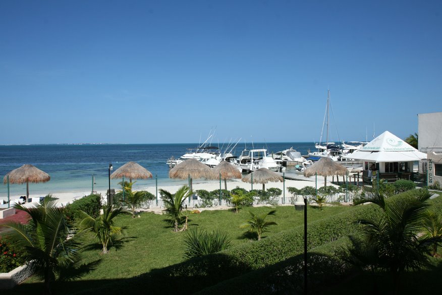 Cancun, beach view from Verano Beat by Banja-Frans Mulder