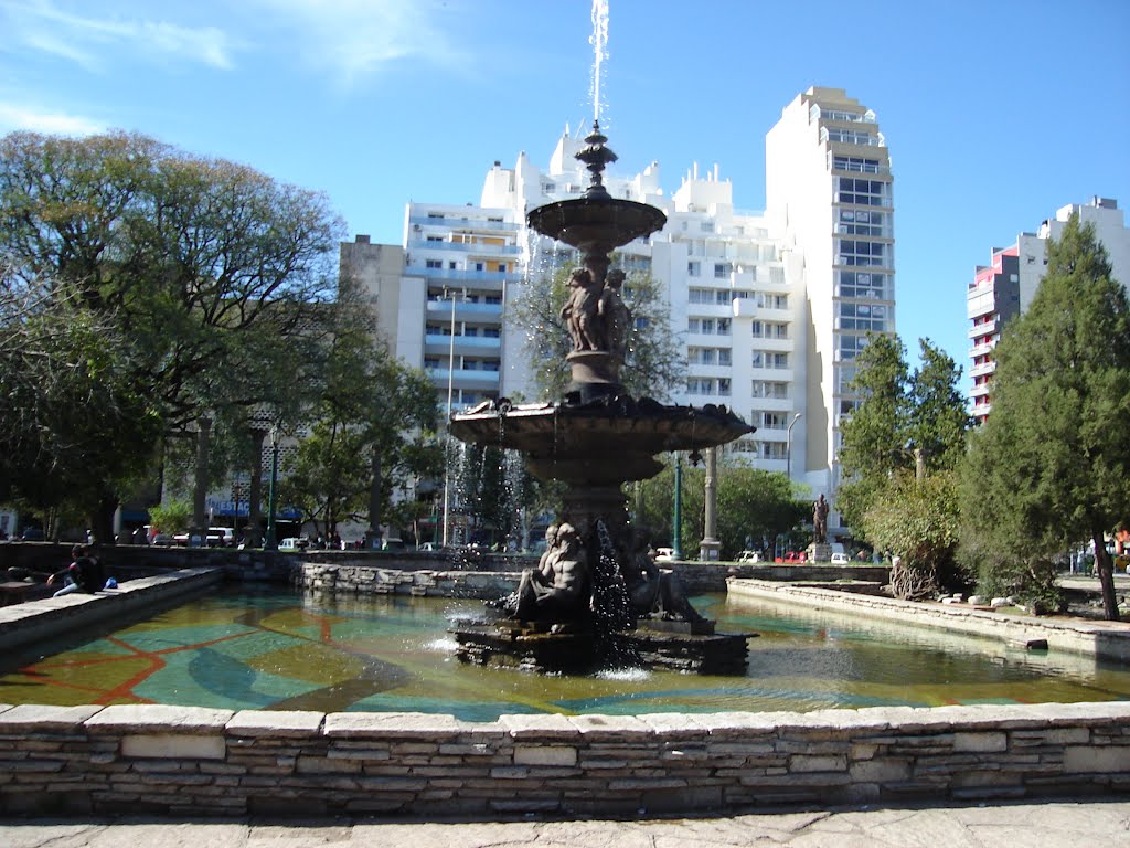 Plaza Colón by BetOsiris