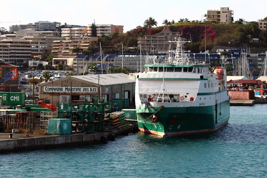 M.V. Havannah docked by Whroo70