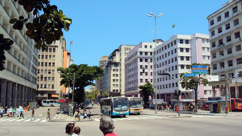 Avenida dos Guararapes by Orlando de Almeida C…