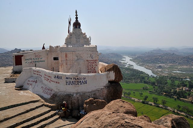 Hanumanahalli, Karnataka, India by Aigars Liepins