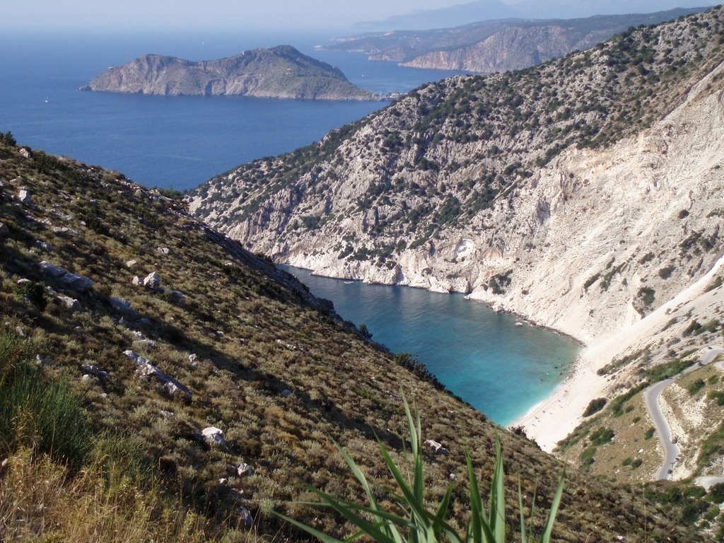 Myrthos beach by Leo Hannsmann