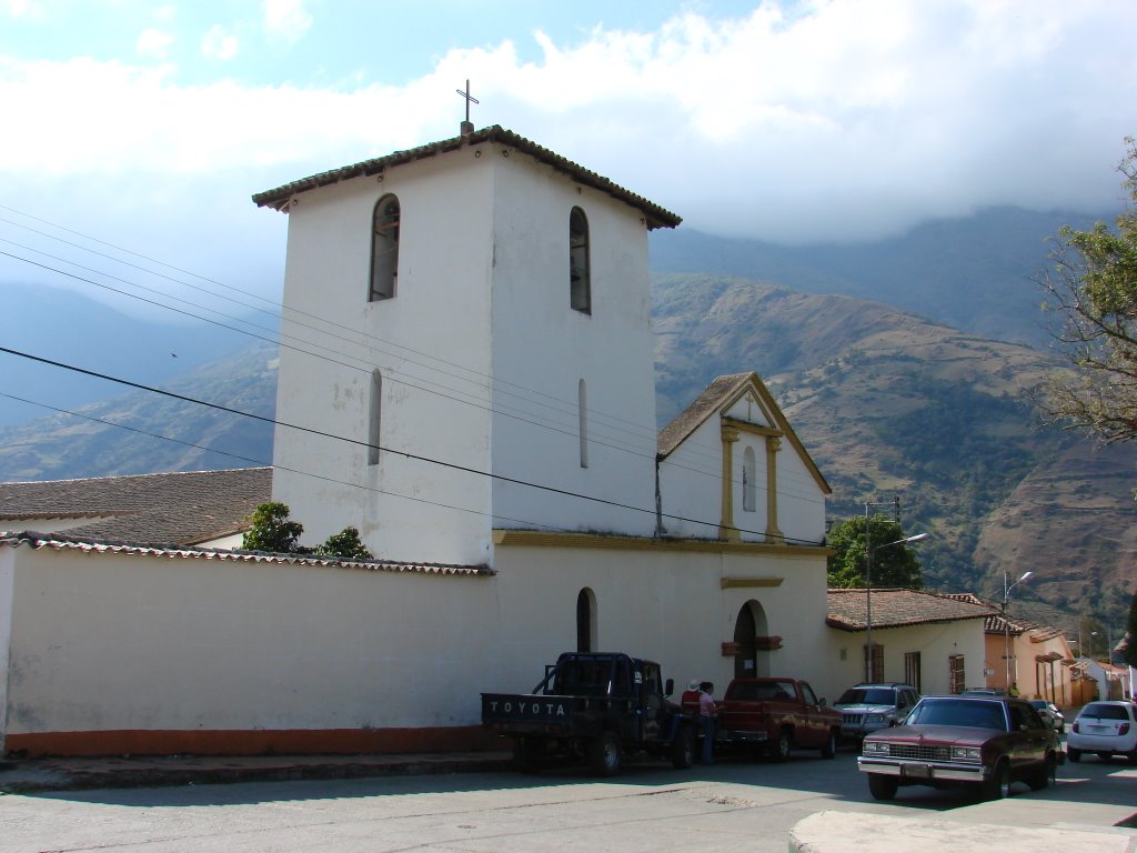 Iglesia de Niquitao. Trujillo by Francisco De la Cruz