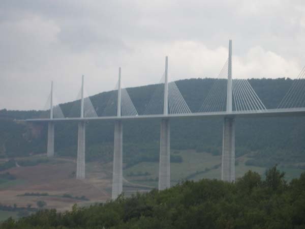 Frankreich - Viaduc de Millau by H.Huether