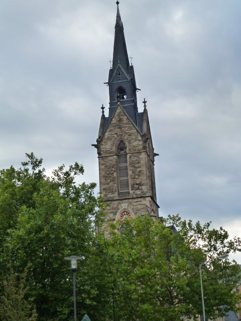 Kronberg im Taunus: St.Peter&Paul, seen from the East by Jürgen Weighardt