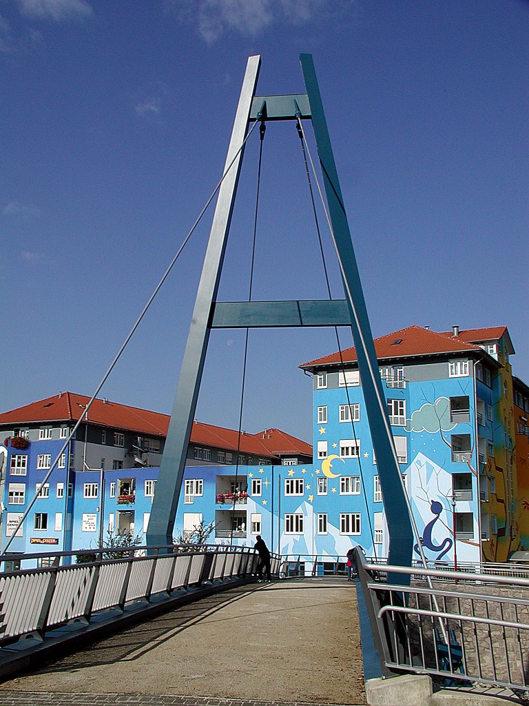 Deutschland, Freital, am Altenpflegeheim "Bodelschwingh" by Dietmar Vettin