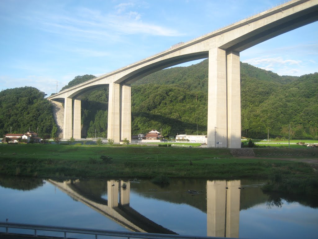 Hiroshima ken : Sanyo Expressway by saalhaj