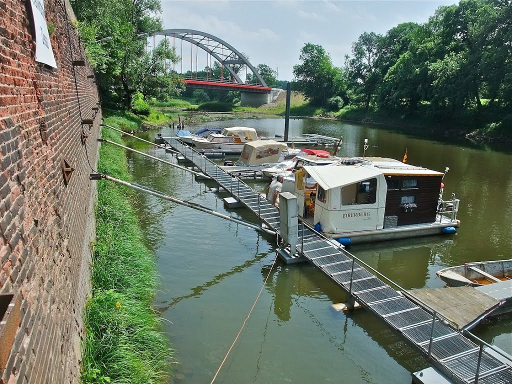 Wallwitzhafen Dessau by Burgbiber