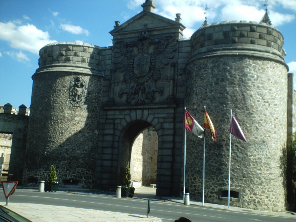 Puerta-Bisagra Toledo by Enrique García Padil…