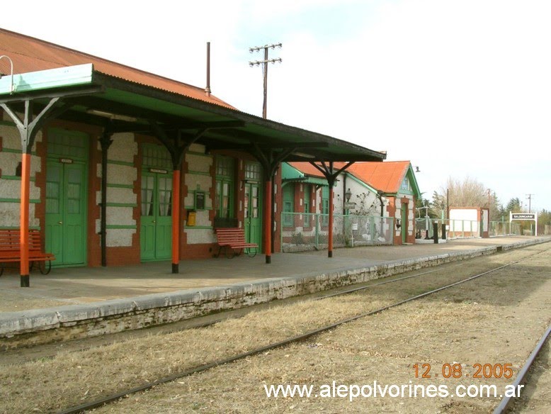 Estacion Saldungaray (www.alepolvorines.com.ar) by alepolvorines