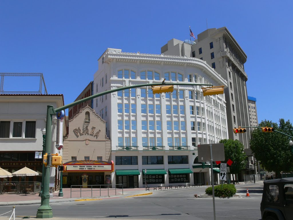 Plaza Theatre, Downtown El Paso, Texas by J.gumby.BOURRET