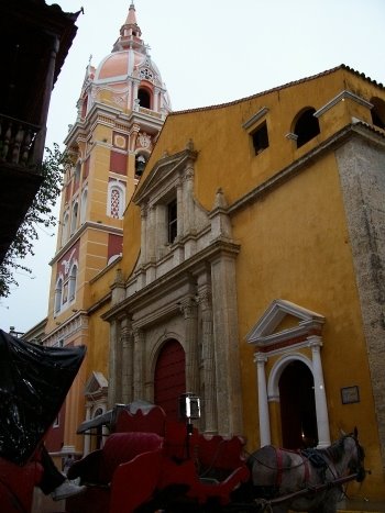 Catedral y Coche by fracholatino