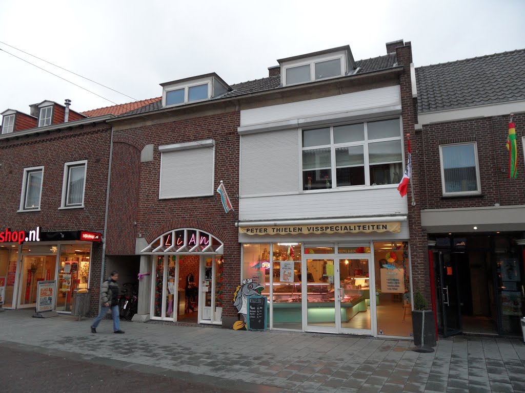 Grotestraat 103 - Peter Thielen visspecialiteiten by Danny Danckaert