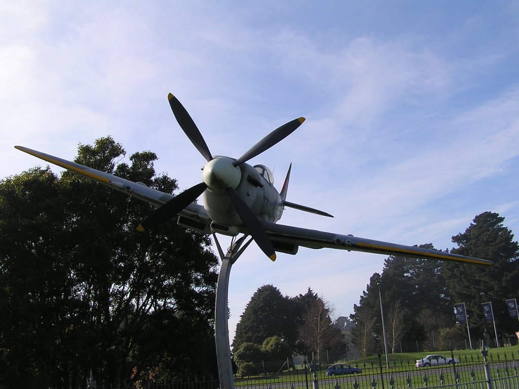 Spitfire, Christchurch Airport by Murray Smith