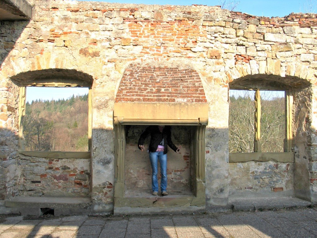 Burg-Hornberg (Castle)-21 by Roland Dittl