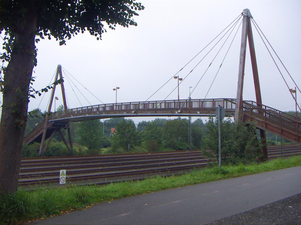 Nordenham - Holzbrücke an der Strandallee by Robert-68