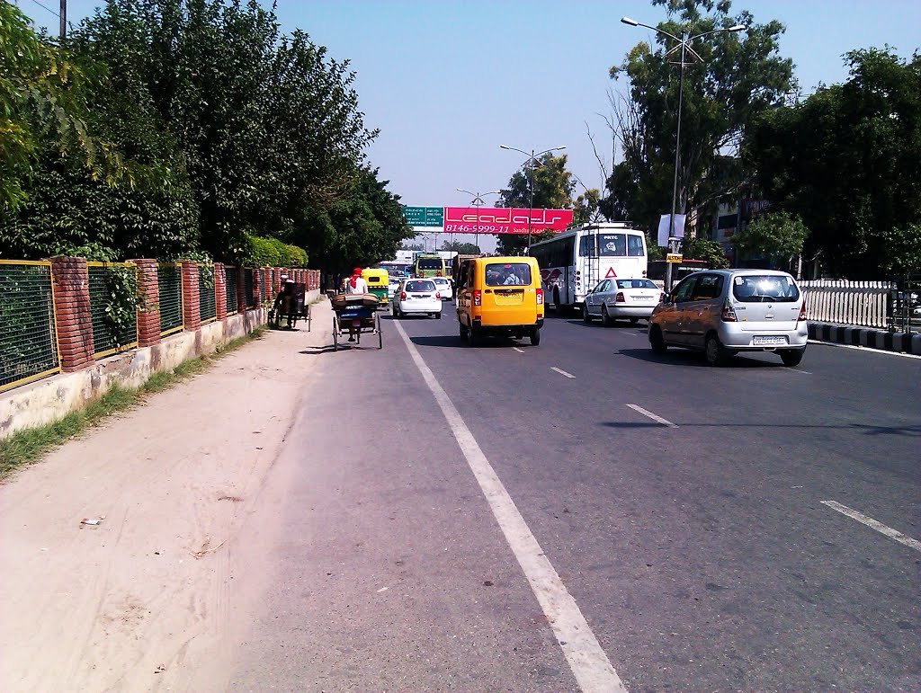 Ferozpur Road - Jiyolive.com by jiyolive