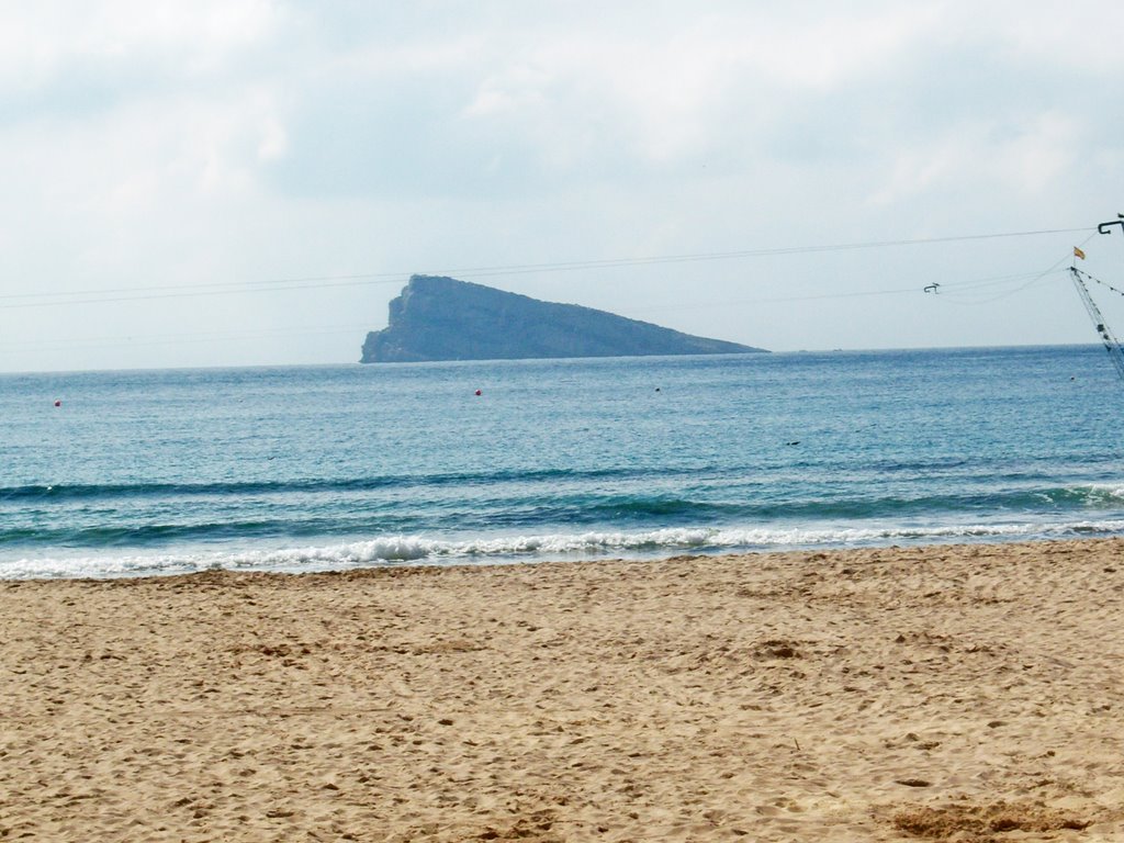 Isla de Benidorm by Hugo Giménez Hernánd…