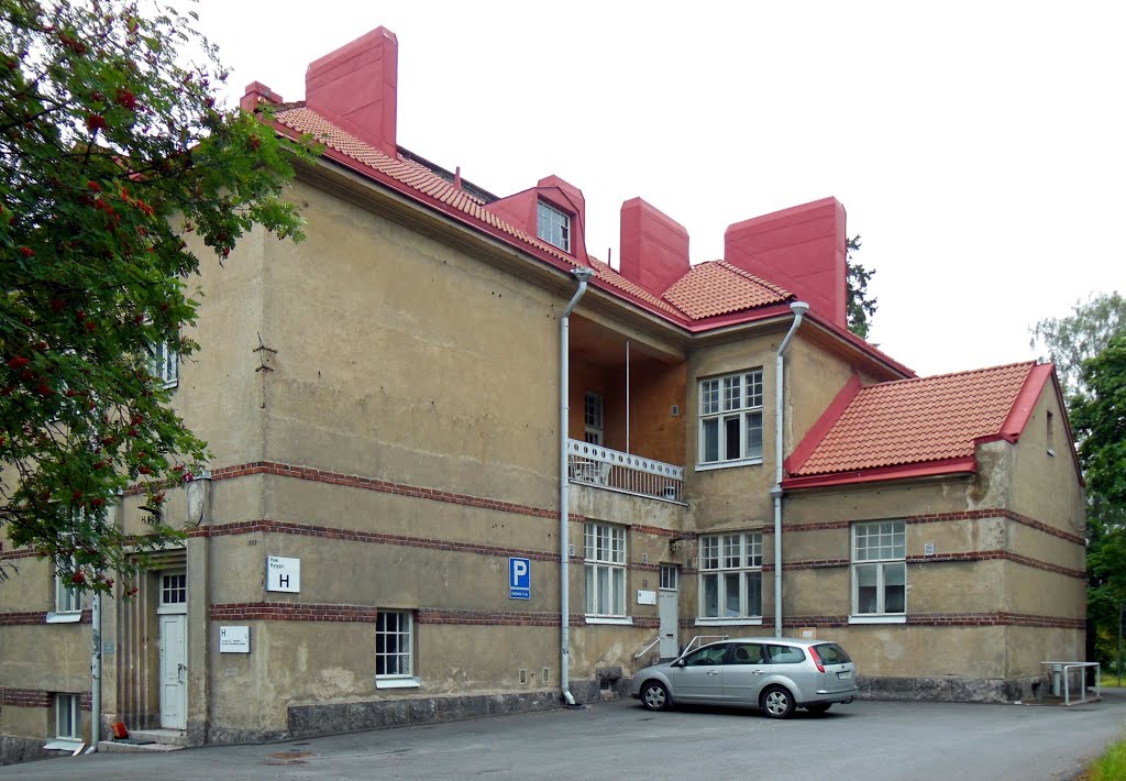 Koskela old persons centre, building H by Petteri Kantokari