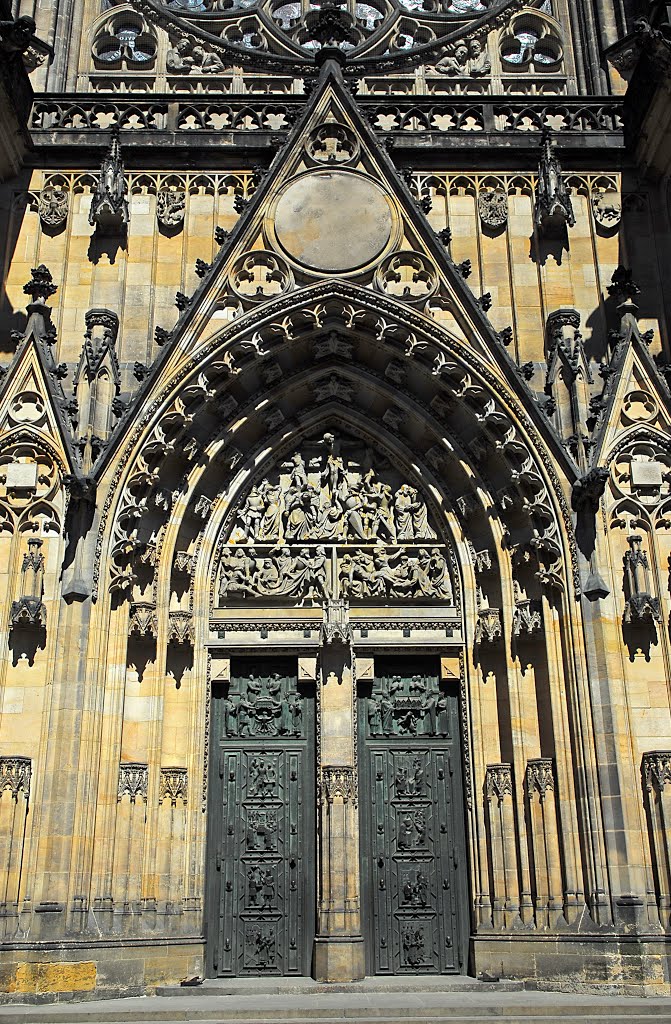 St Vitus Cathedral. West entrance. by nadiakushnir