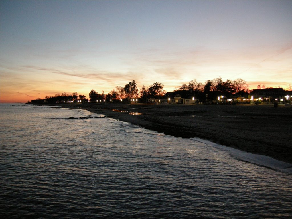 Kellenhusen Promenade by beroeins