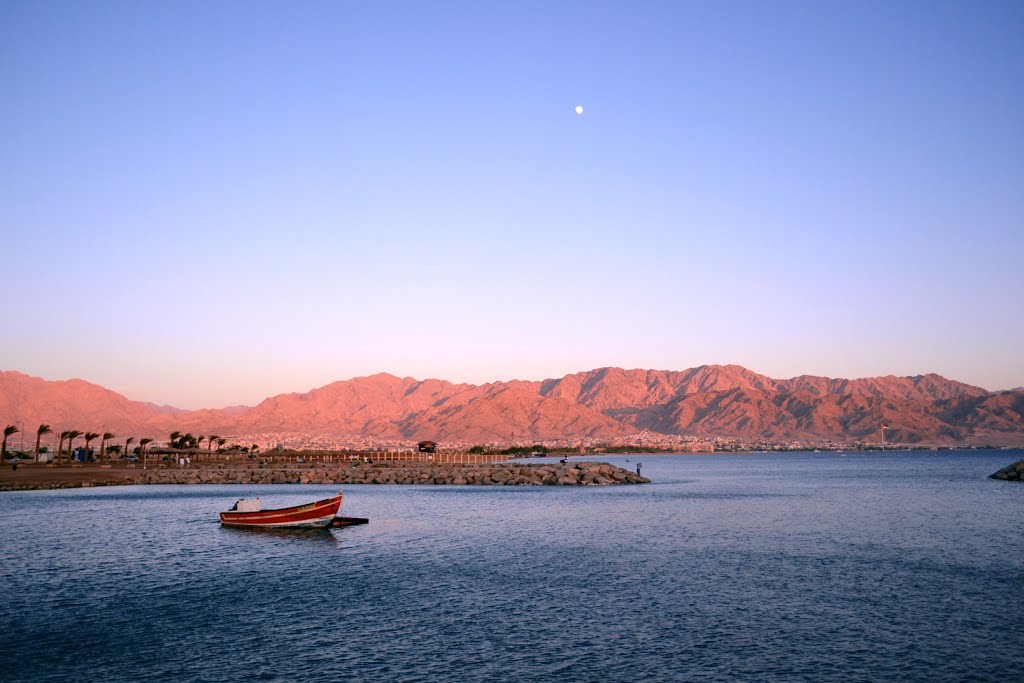 Moon over red mountains by volnat