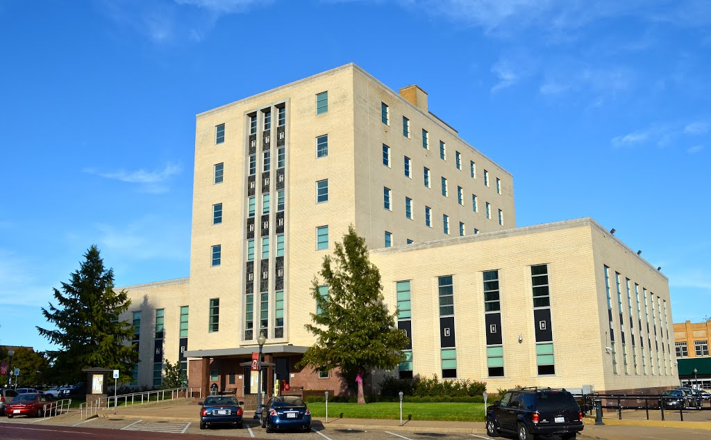 Smith County Courthouse, Tyler, TX by Buddy Rogers