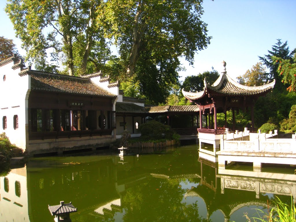 Frankfurt am Main, Bethmannpark, Chinesischer Garten by nasenbaerdietzenbach