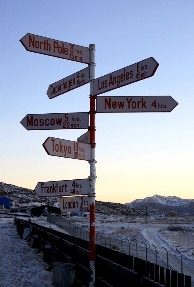 Kangerlussuaq_famours_roadsign by René Demuth