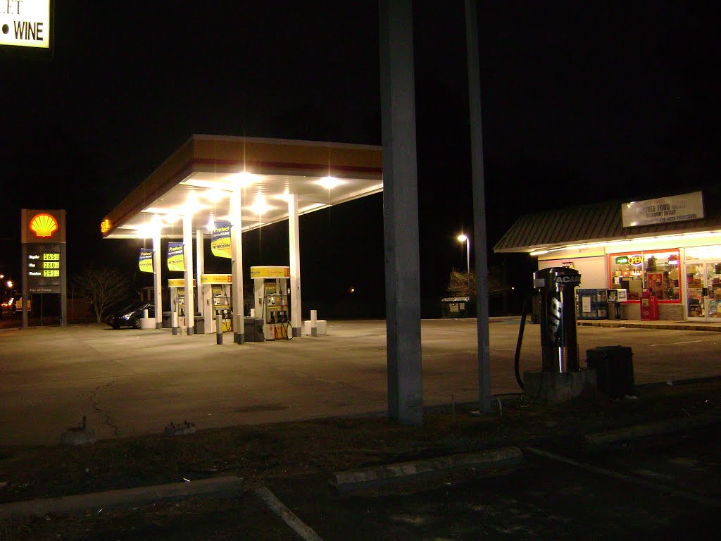 Shell Station, Baytree Rd., Valdosta by mriveraz