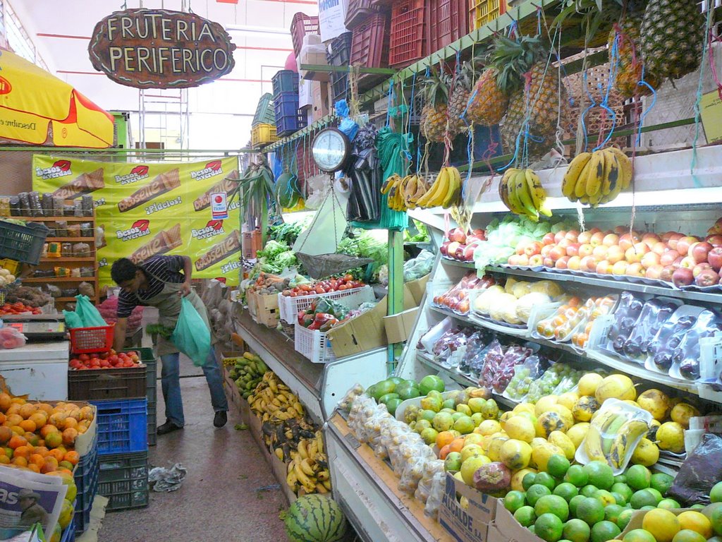 Mercado Periférico de Mérida by Edwin Mora