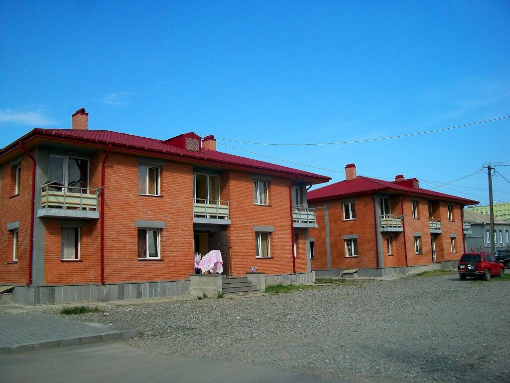 Living houses for refugees in Melikishvili street by Pogromca Gašnič