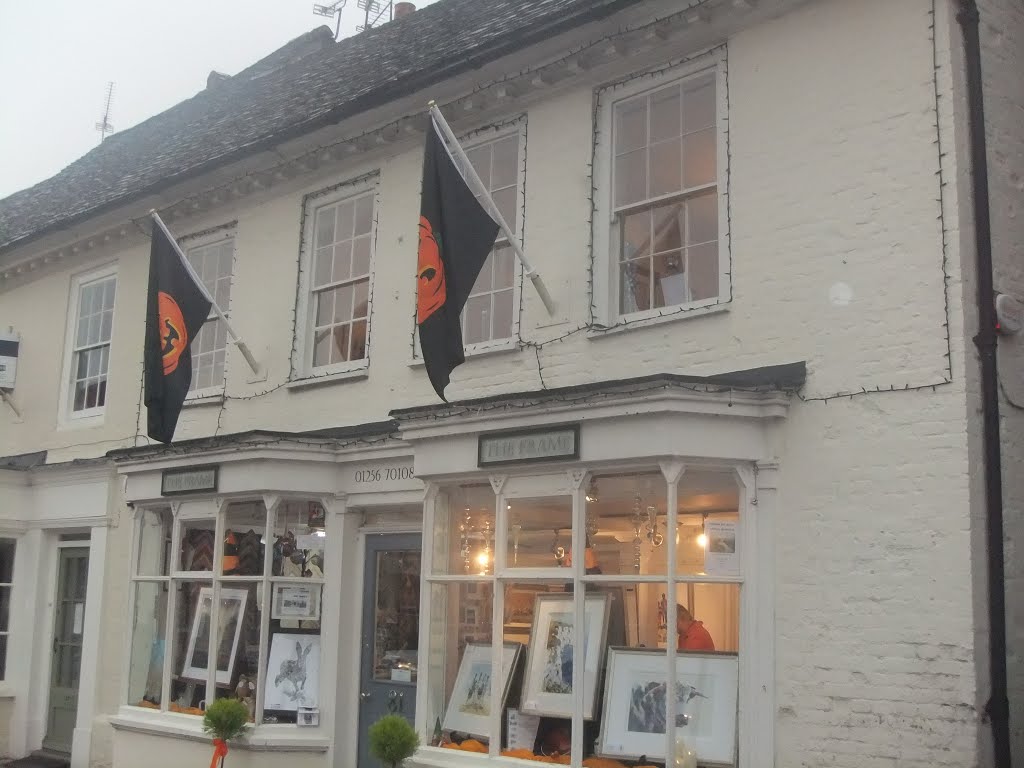 The Halloween Shop by Robert'sGoogleEarthPictures