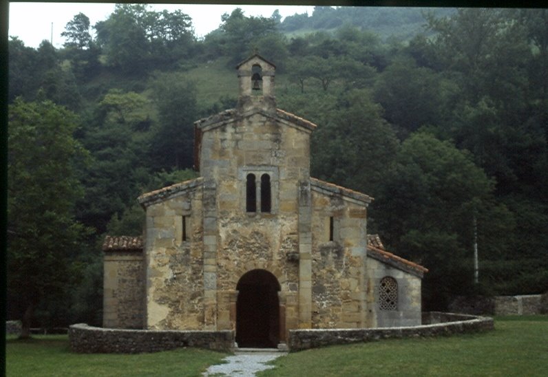 San Salvador de Valdedios by jlgmontesinos