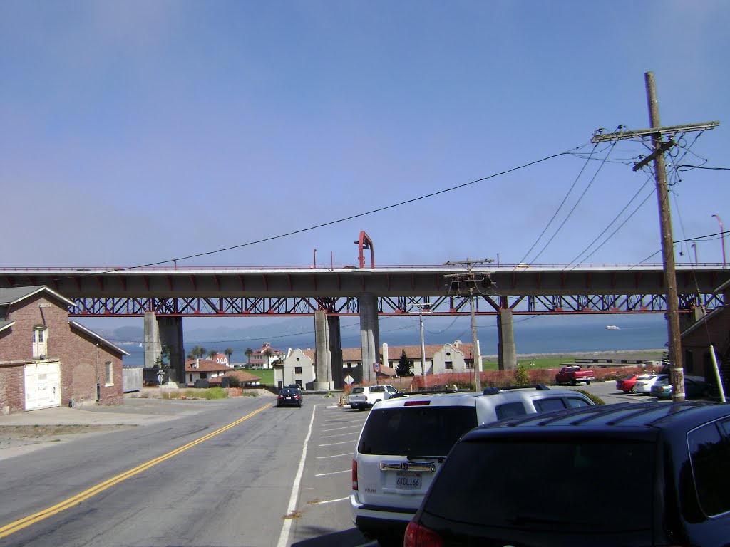 Beginning of the Golden Gate Bridge from The Presidio by mriveraz