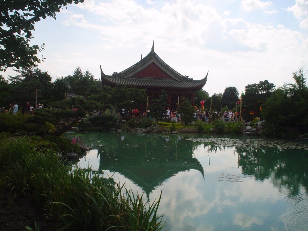 Chinese Gardens, Montréal by Julio.!