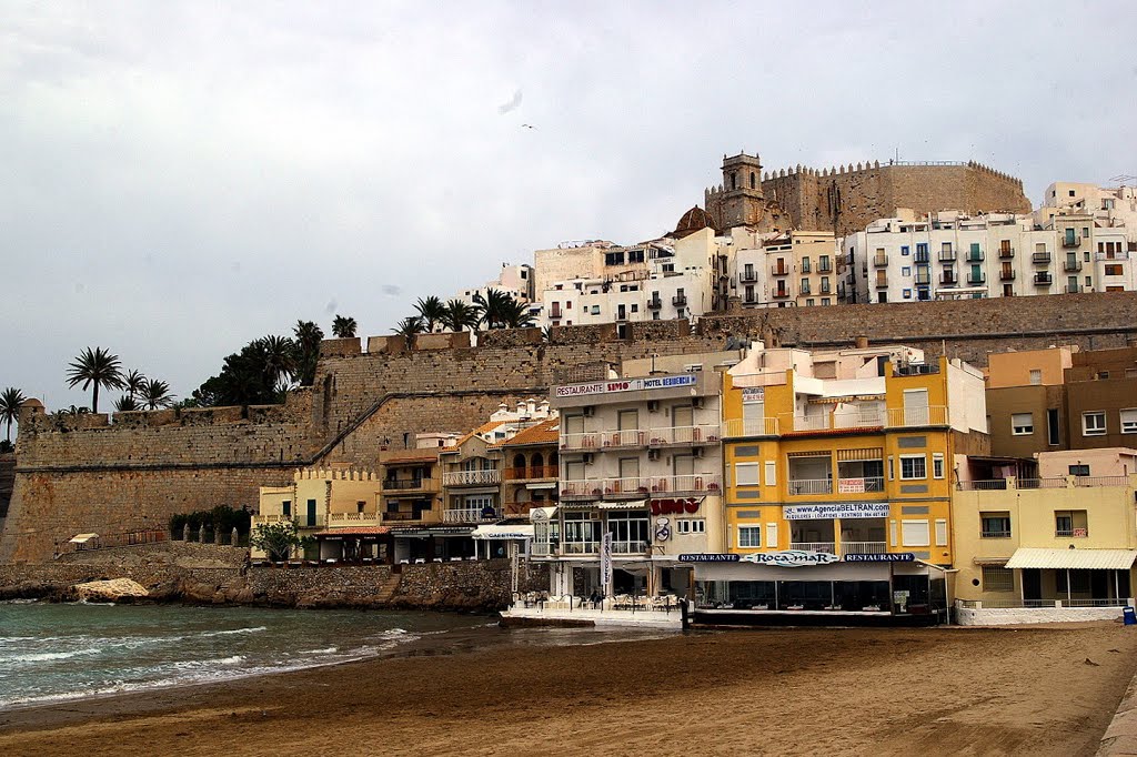 Peñiscola, Castellón, Comunidad Valenciana, España by Antonio Alba