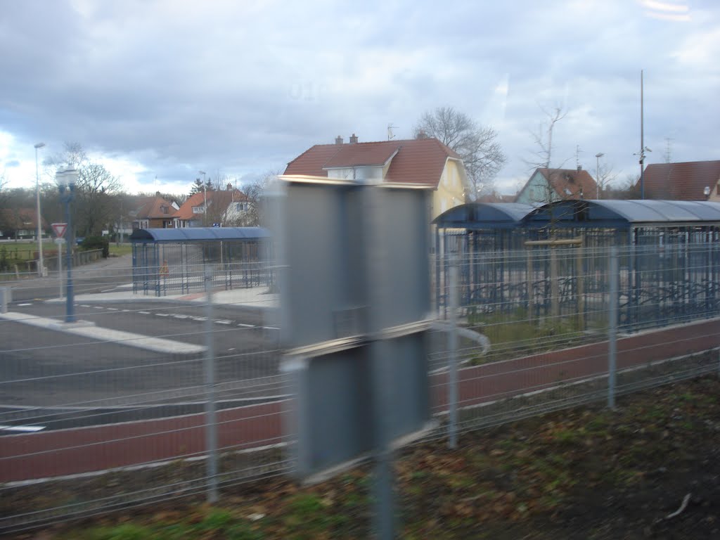 Garage à vélos de la gare de Graffenwald by SocoA