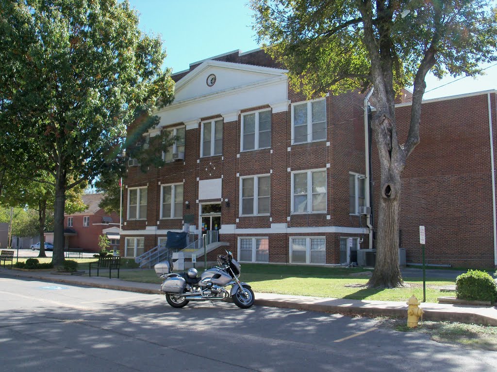 Arkansas County Court House by Sheps